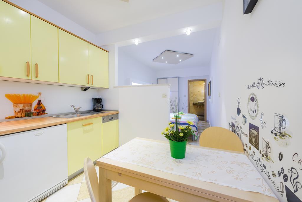 Superb Beachfront Luxury Seaview With Private Beach Milna  Cameră foto
